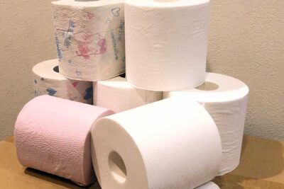 イラン情勢とトイレットペーパー騒動、経産省が「影響なし」と断言　業界団体も冷静な対応を呼びかけ